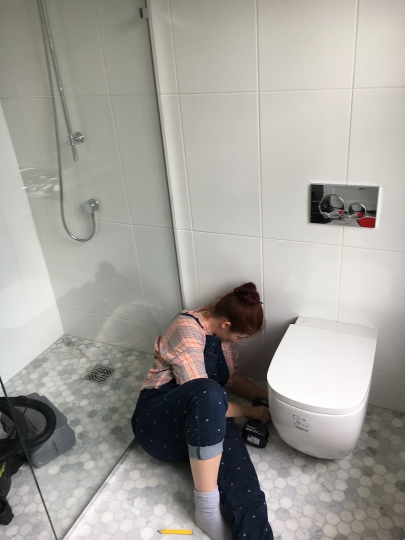 Charlotte the Plumber — Photos 7
